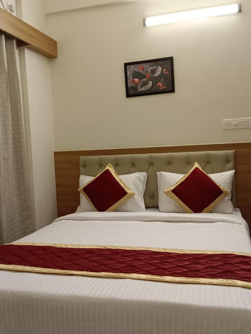 Krishna Inn بنغالور المظهر الخارجي الصورة