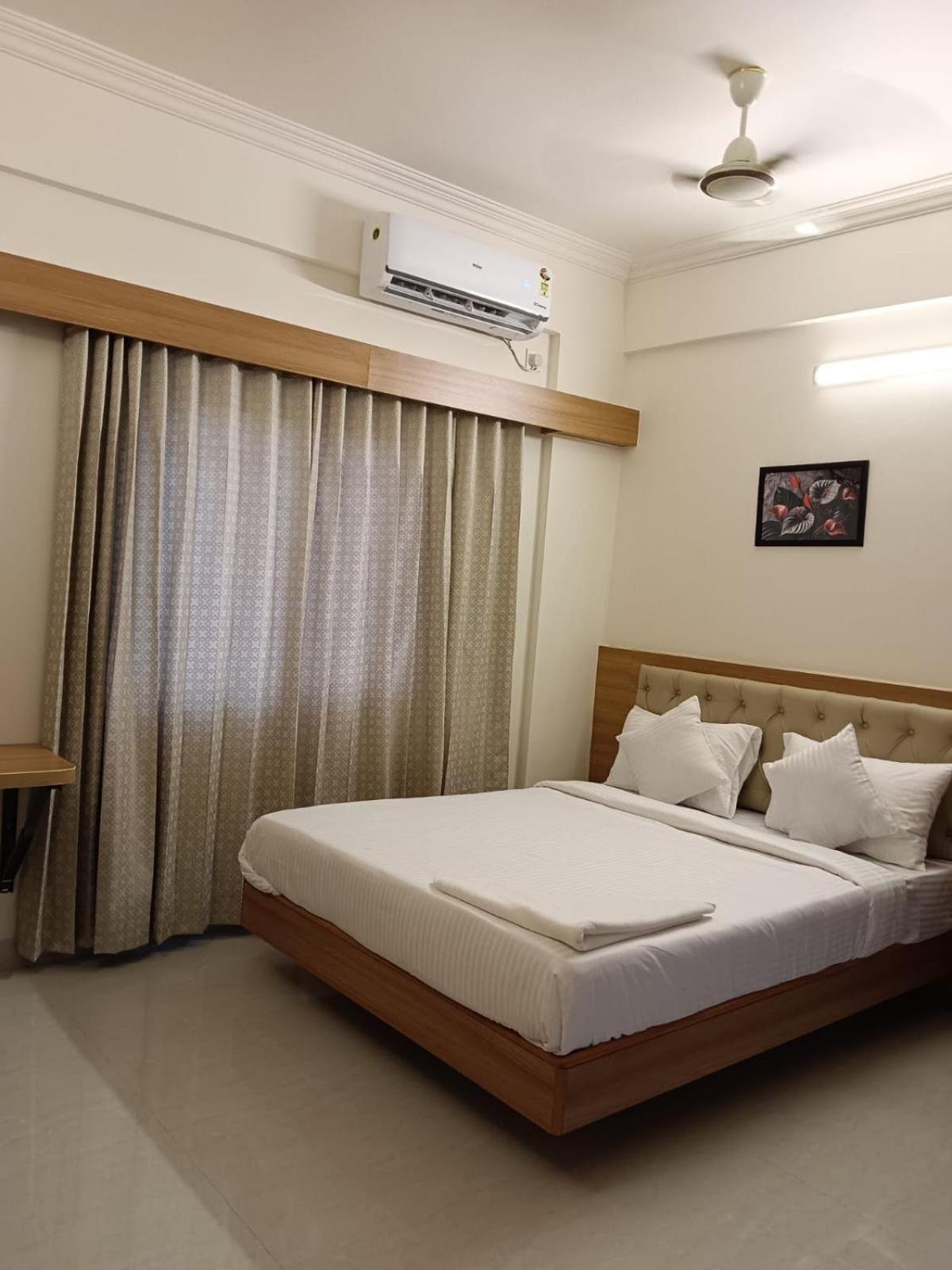 Krishna Inn بنغالور المظهر الخارجي الصورة